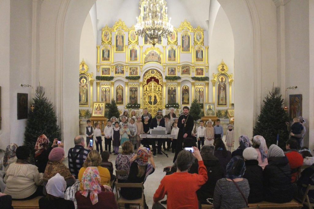 15 января 2017 года в храме святителя Николая на Трех Горах состоялся праздничный концерт, посвященный светлому празднику Христова Рождества.